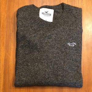 Hollister long sleeve crew neck